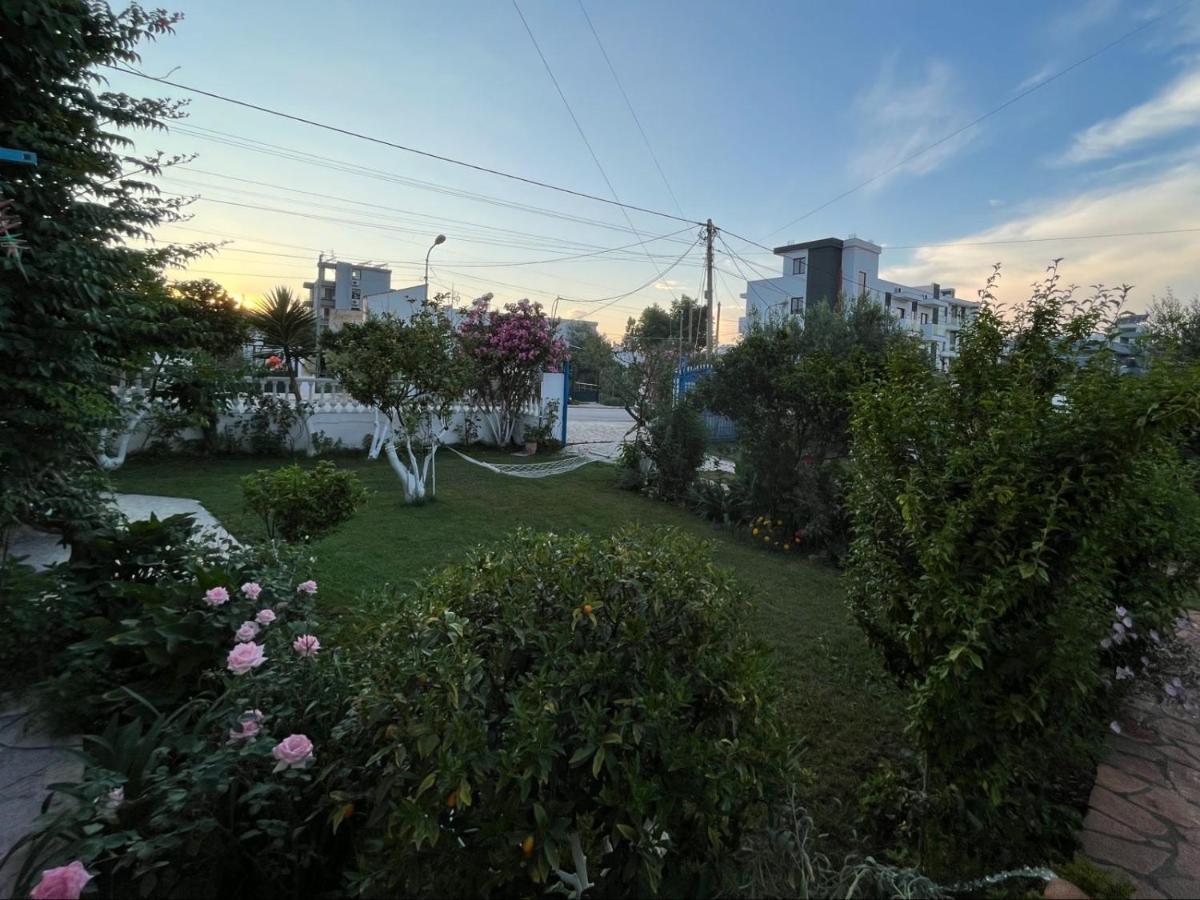 Vila Laura Pasha Βίλα Εξαμίλιο Εξωτερικό φωτογραφία